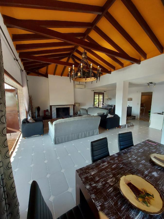 Villa Con Piscina Privada Τορρεμολίνος Εξωτερικό φωτογραφία