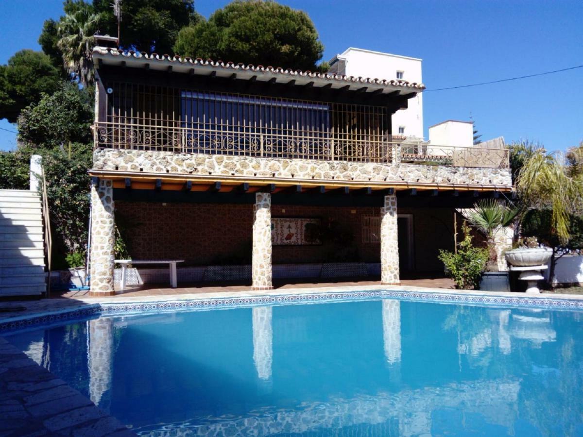 Villa Con Piscina Privada Τορρεμολίνος Εξωτερικό φωτογραφία